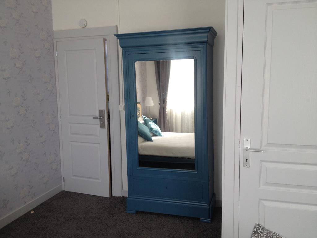 Le Petit Dragon Rouge Miers Room photo