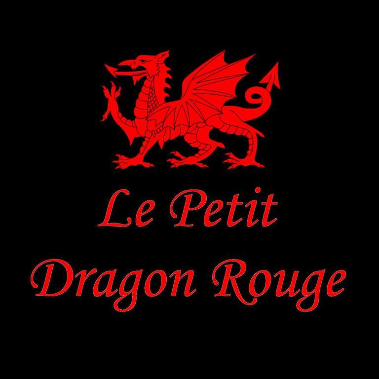 Le Petit Dragon Rouge Miers Exterior photo
